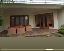 Disewakan rumah di pejaten barat
