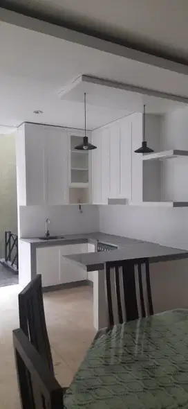 Disewakan rumah cluster di Ampera