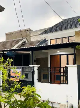 DIJUAL RUMAH SIAP HUNI DEKAT GRAND WISATA