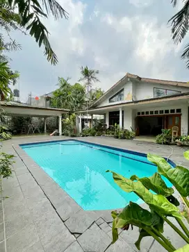 Rumah 1 lantai di Kebayoran Baru, jakarta Selatan
