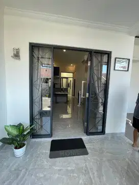 Dijual cepat rumah plus perabot di komplek perumahan Plered Cirebon