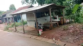 DIJUAL SEBIDANG TANAH KOSONG STRATEGIS PINGGIR JALAN