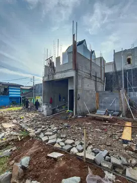 Rumah murah 2 lantai Bisa kpr 2kt 1km jakarta timur dp fleksibel