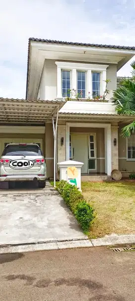 Rumah Cantik di Suvarna Sutera kondisi cantik sudah renovasi