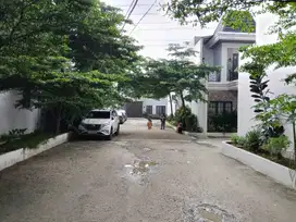 Rumah townhouse strategis kota depok dekat tol stasiun LRT transmart