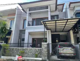 Dijual Rumah di Galaxy Bumi Permai 2