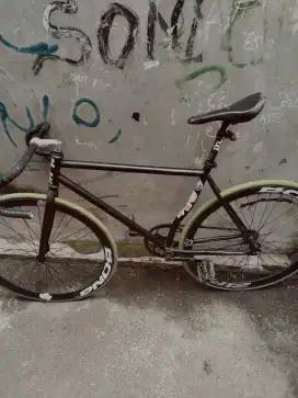 Sepeda fixie lokal s doltrao
