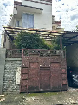Dijual Rumah 2 Lantai Full Furnished, di BTP Bebas Banjir
