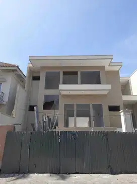 Jual Rumah Bagus lokasi kota mandiri Surabaya, dekat Gwalk