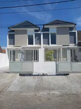 RUMAH BARU GRIYA KEBRAON SURABAYA