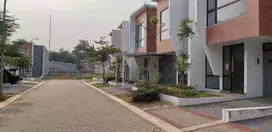 Rumah 2 Lantai Siap Huni strategis di Bintaro Sektor 7. 16064