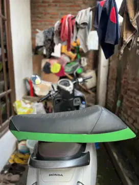 Jok seat vespa corsa single