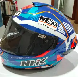 Helm NHK Sneyder