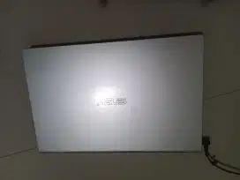 Asus vivobook i3 gen 7 dual vga