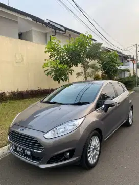 Ford fiesta Sport tahun 2015 automatic