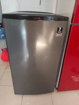 KULKAS FREEZER MERK AQUA