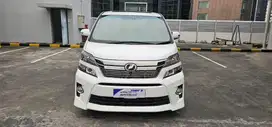 Toyota VELLFIRE ZG PS 2012,putih,At,Super antik,Istimewa,Siap pakai,.