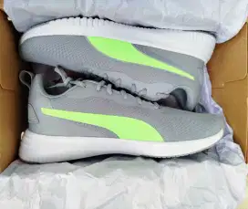 Jual sepatu running pria puma fly runner no 42 BARU ORIGINAL MURAH
