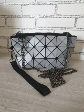 TAS TANGAN UNIK