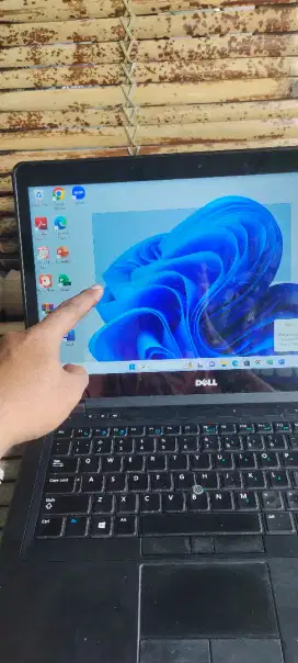 Laptop Dell Intel Core I7-4600U Tochscren Ram 8GB SSD 256GB Backlight