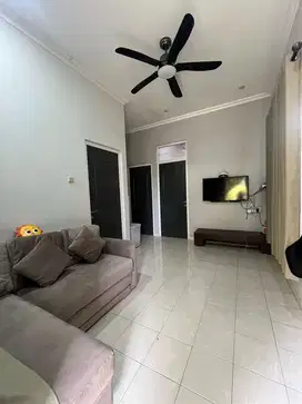 Rumah Hook Fully Furnidhed Jual/Sewa di Cibubir Country Cikeas