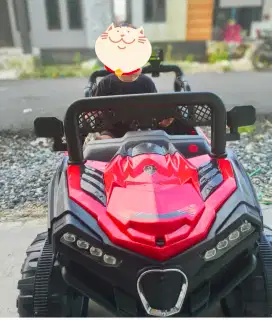 Mobil Mainan anak (Pakai Aki)