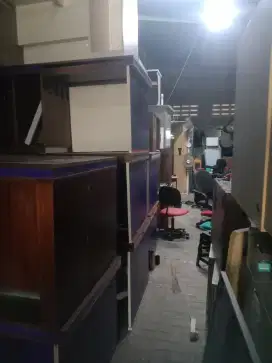 Meja kerja,meja besar