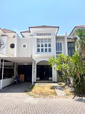 JARANG PUNYA Rumah Jemursari Regency Tengah Kota Posisi Depan SHM