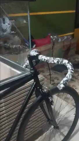 Sepeda Fixie doltrap