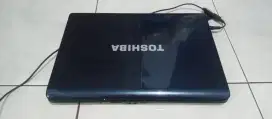 Laptop toshiba layar besar