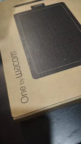 One by Wacom tablet CTL-472