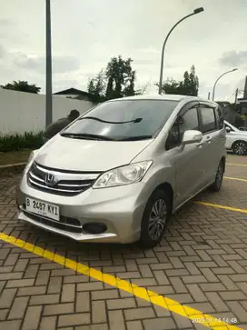 Honda Freed 2013 Bensin