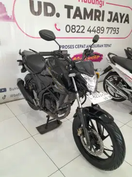 UM 500 HONDA CB 150 R 2018