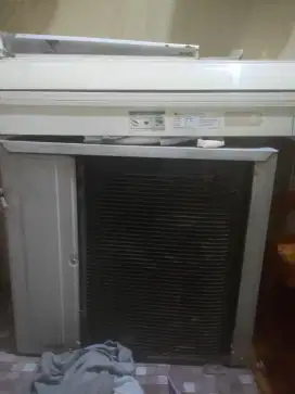 AC LG 1/2 PK BEKAS