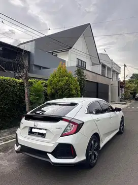 Honda Civic Hatchback 2018 Bensin