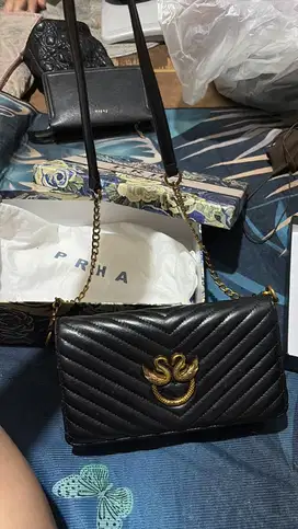 Jual murah aj ni masi bagus tas nya 150 aj