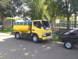 Sedot wc atasi mampet saluran