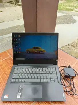 Laptop Lenovo Ideapad S145.  RAM 4 GB. AMD A4