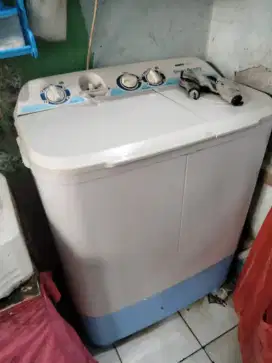 Mesin cuci 2 tabung merk sanyo