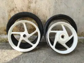Bekakas Honda Beat & Yamaha Rx King