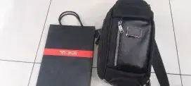 Jual tas selempang tumi alpha bravo original