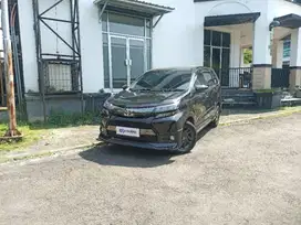 Like New - TOYOTA AVANZA 1.5 VELOZ GR BENSIN M/T 2021 HITAM