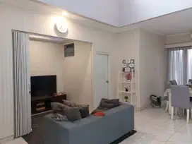 Dijual Rumah Nusaloka BSD, Hadap Utara, Lokasi Strategis