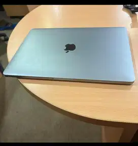 MACBOOK PRO TOUCHBAR 2017