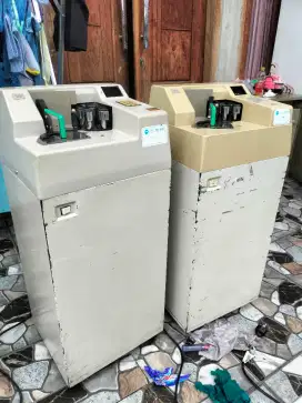 Mesin Hitung Uang Glory GNH200, bekas, normal siap pakai.Rp 2,5jt/unit