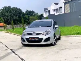KIA Rio AT 2013 Dp 15jt