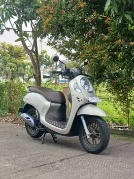 Honda Scoopy Prestige tahun 2023 GRESS Dp 500rb
