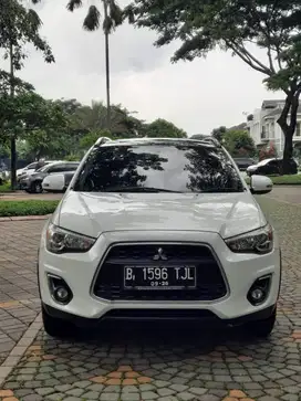 MITSUBISHI OUTLANDER 2.0 PX AT 2016 PUTIH