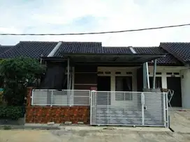 RUMAH DICLUSTER DFLORIE PARUNG