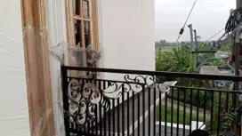 Railing cakep untuk balkon minimalis modern